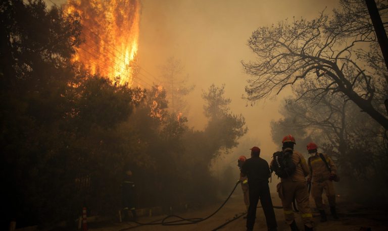 Πυροσβεστική: 47 πυρκαγιές σε ένα 24ωρο, ποια μέτωπα παραμένουν ενεργά