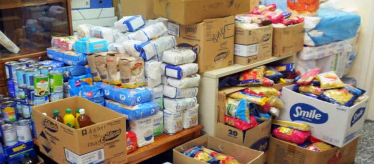 Αποθέματα σε τρόφιμα και φάρμακα δημιουργεί η βρετανική κυβέρνηση για να είναι έτοιμη για το Brexit