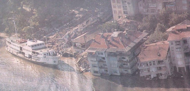 Ο ΦΟΝΙΚΟΣ ΣΕΙΣΜΟΣ ΤΗΣ ΤΟΥΡΚΙΑΣ ΣΤΙΣ 17/8/1999 ΗΤΑΝ ΠΡΑΓΜΑΤΙ ΣΕΙΣΜΟΣ ;