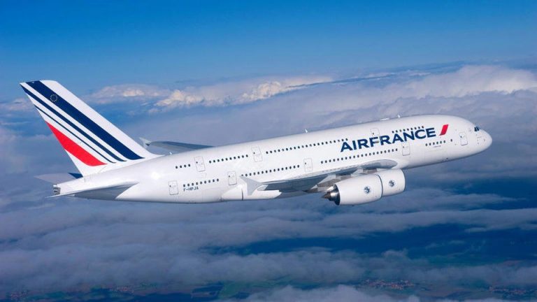 Αίσιο τέλος για την πτήση της Air France – Ζήτησε προτεραιότητα στην προσγείωση λόγω ασθένειας επιβάτη