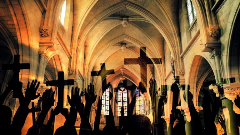 Η οικογένεια της νέας εποχής καλωσορίζεται ΠΑΝΤΟΥ ως κάτι το φυσιολογικό – Ο ρόλος της Εκκλησίας