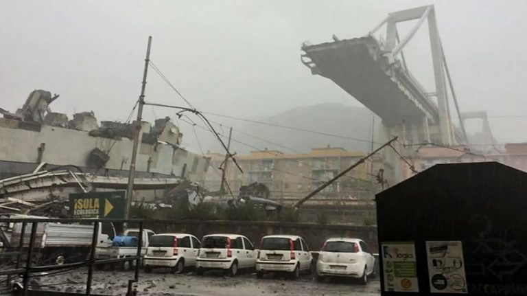 Ιταλία: Τουλάχιστον 11 νεκροί από την κατάρρευση της γέφυρας στη Γένοβα