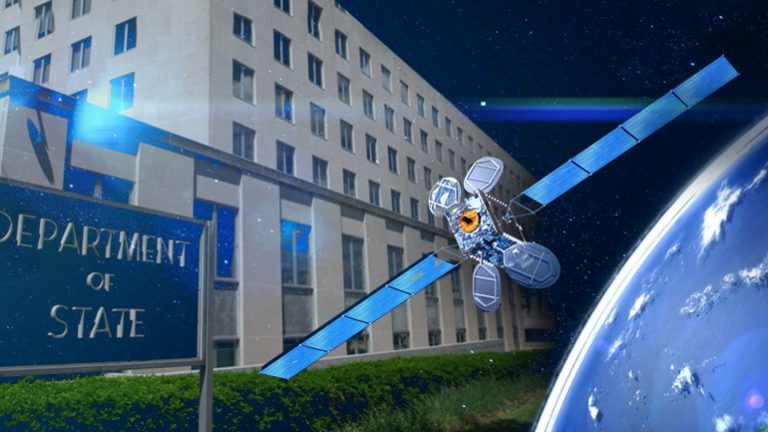 Μυστηριώδης ρωσικός δορυφόρος προκαλεί τρόμο στο State Department: Πρόκειται για διαστημικό όπλο;