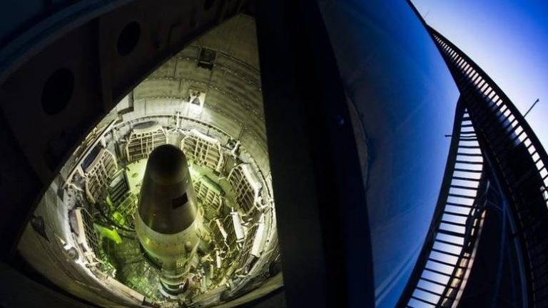 «Nα αποκτήσουμε πυρηνικά όπλα αν θέλουμε να λεγόμαστε υπερδύναμη» λένε οι Γερμανοί – Πρώτη φορά μετά τον Β’ ΠΠ