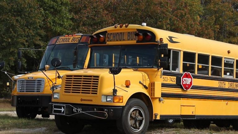 Ταυλάνδη: Ξέχασαν τρίχρονο κοριτσάκι σε σχολικό και πέθανε!