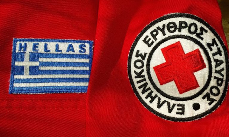 Δεν ειναι δυσκολο να ενωσεις τωρα τις τελειες …