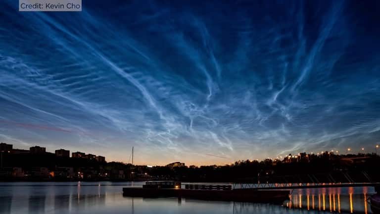 Τι Είναι ΑΥΤΑ τα Απόκοσμα Μπλε Ηλεκτρικά Σύννεφα που Εμφανίστηκαν στην Ατμόσφαιρα