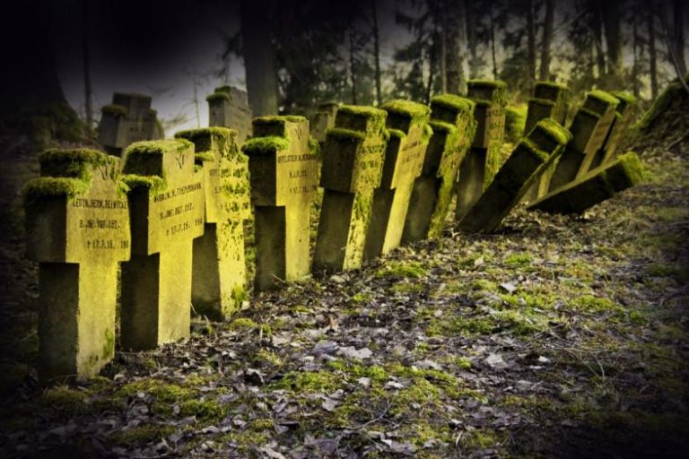 Μας εξοντώνουν! Ε, και;