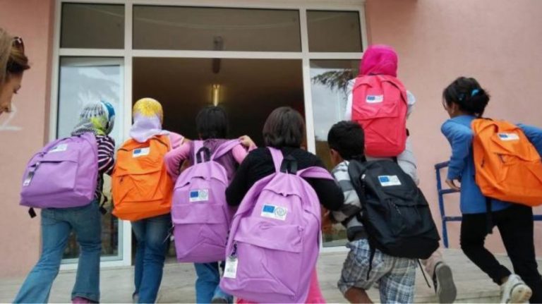 Χίος: 1.130 γονείς ζητούν με εξώδικο τη μη λειτουργία δομών εκπαίδευσης προσφύγων στα σχολεία