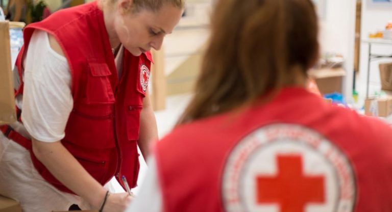 «Χαστούκι» για τον Ελληνικό Ερυθρό Σταυρό – Τον απέβαλαν από τη Διεθνή Ομοσπονδία