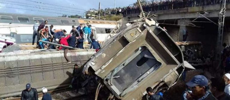 Εκτροχιασμός τρένου με 4 νεκρούς και δεκάδες τραυματίες στο Μαρόκο