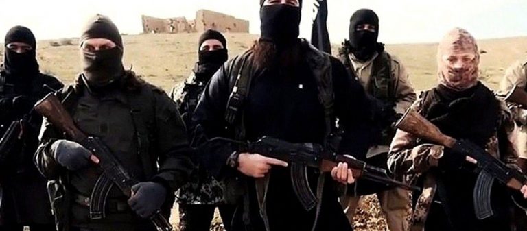 Πυρήνας του ISIS στην Μόρια με κατευθυνόμενα δημοσιεύματα πέτυχε να μεταφερθούν τα μέλη του στην ηπειρωτική Ελλάδα