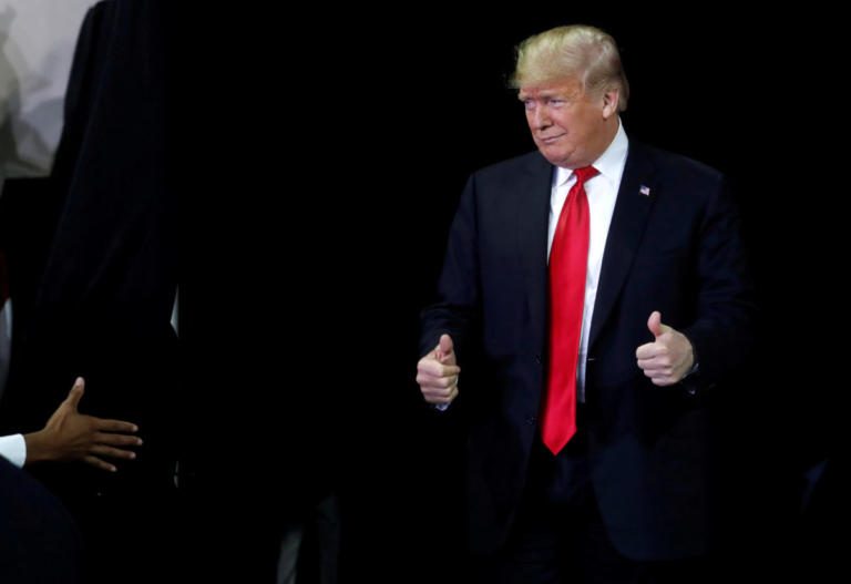 Ο Τραμπ προβλέπει… «μαύρες μέρες» στη Wall Street! Βυθίζεται το Χρηματιστήριο στην Ιαπωνία