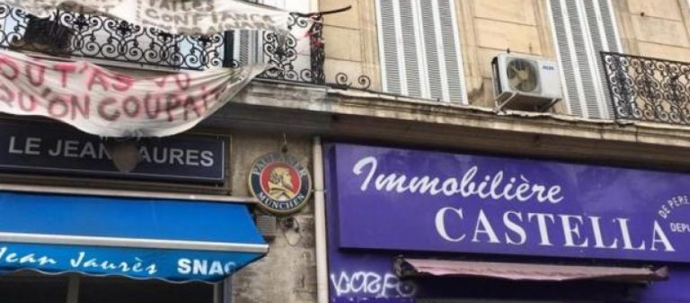 Ειρωνεία της τύχης: Κατέρρευσε μπαλκόνι στη Μασσαλία στην πορεία για τα θύματα της κατάρρευσης δύο πολυκατοικιών