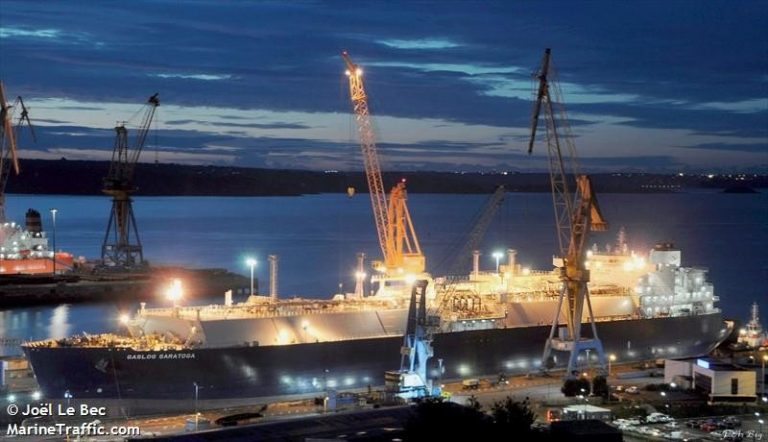 Πλοίο «θηρίο» προσάραξε ανοιχτά του Ηρακλείου