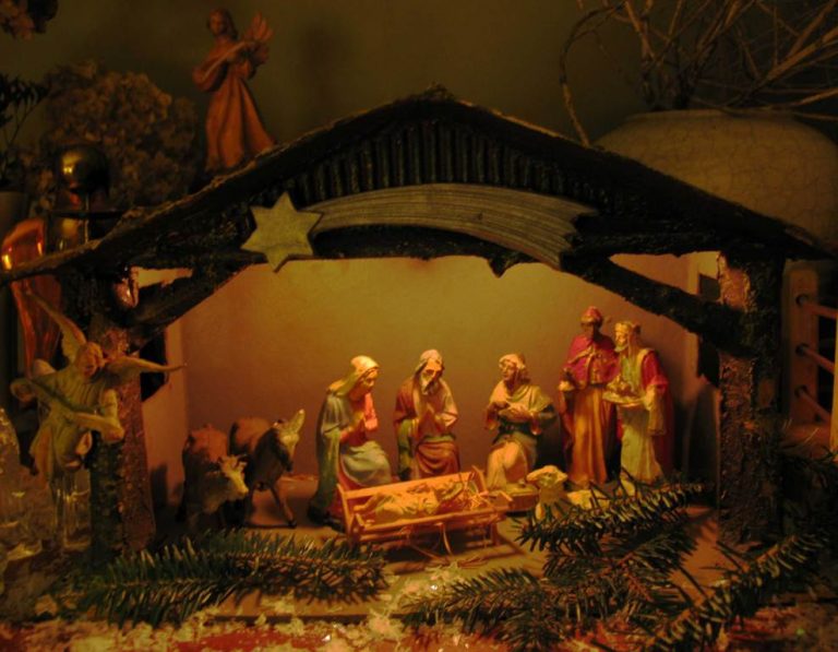 Αυτά έρχονται με την θρησκευτική ουδετερότητα; Τι συνέβη με τις φάτνες και τα Χριστούγεννα στην «ουδετερόθρησκη» Γαλλία