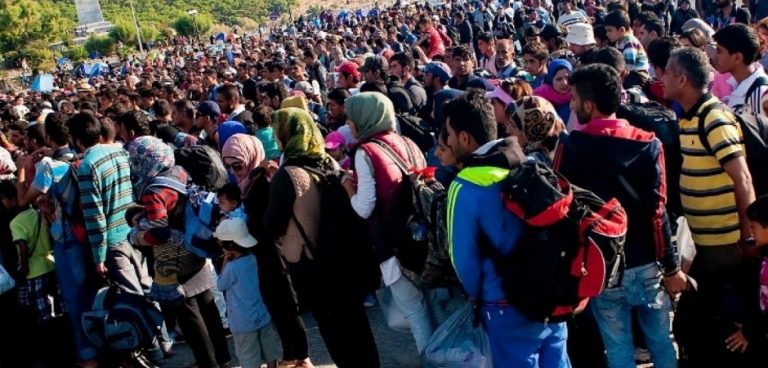 Σάλος με την ΜΚΟ που μάθαινε αλλοδαπούς στην Λέσβο να λένε ότι είναι Χριστιανοί για να πάρουν πολιτικό άσυλο