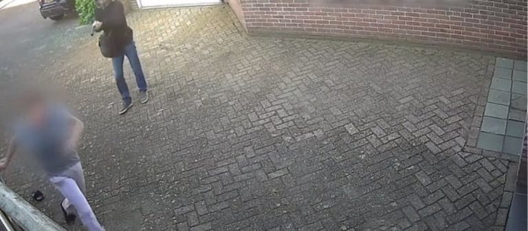 Βίντεο: Πέταγε τα σκουπίδια του σπιτιού της και πληρωμένος δολοφόνος άρχισε να την πυροβολεί