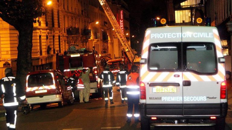 Παρίσι: Τρεις νεκροί, μεταξύ αυτών δύο παιδιά, από πυρκαγιά σε πολυκατοικία