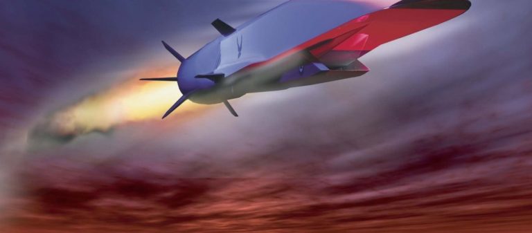 Έντονη ανησυχία από Βερολίνο για το νέο ρωσικό πύραυλο Avangard: «Δεν αντιμετωπίζεται αυτό το όπλο»