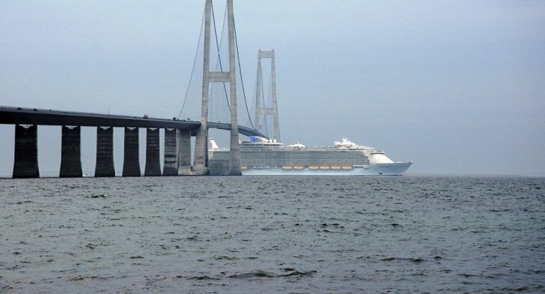 EΠΊΘΕΣΗ ΠΕΔΊΟΥ ΕΠΆΝΩ ΣΤΗΝ ΖΕΎΞΗ!