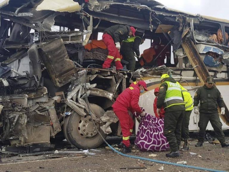 ΒΟΛΙΒΊΑ: ΣΥΓΚΡΟΎΣΤΗΚΑΝ 2 ΛΕΩΦΟΡΕΊΑ – 22 ΝΕΚΡΟΊ ΤΗΝ 19Η ΗΜΈΡΑ ΤΟΥ ΈΤΟΥΣ (911)