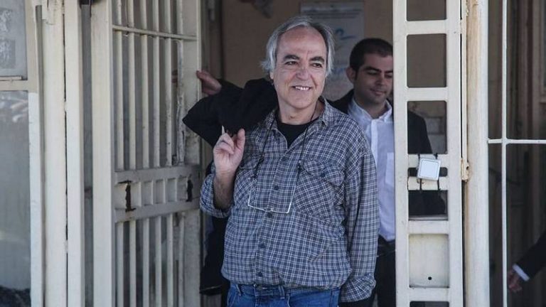 Την καταχώρηση του κελιού του στο Airbnb μελετά ο Δημήτρης Κουφοντίνας