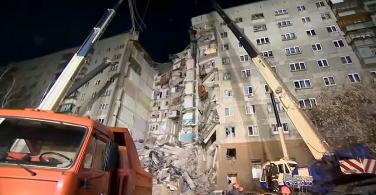 Ρωσία: Πάνω από 400 οι άστεγοι από την κατάρρευση της πολυκατοικίας