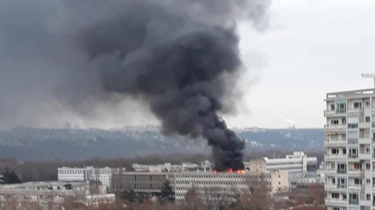 Συναγερμός στη Γαλλία από ισχυρή έκρηξη στο Πανεπιστήμιο της Λυών