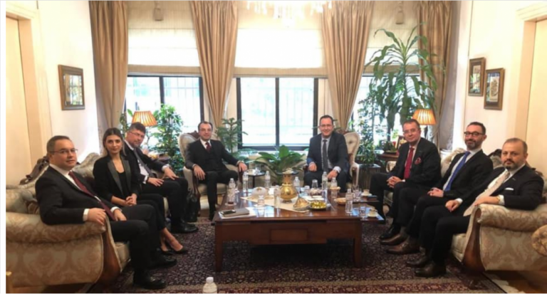 ΤΙ ΔΟΥΛΕΙΑ έχουν οι υποψήφιοι ΔΗΜΑΡΧΟΙ ΘΕΣ/ΚΗΣ στο ΤΟΥΡΚΙΚΟ ΠΡΟΞΕΝΕΙΟ;…