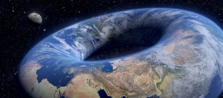 «Η Γη είναι επίπεδη – Σας λένε ψέματα»