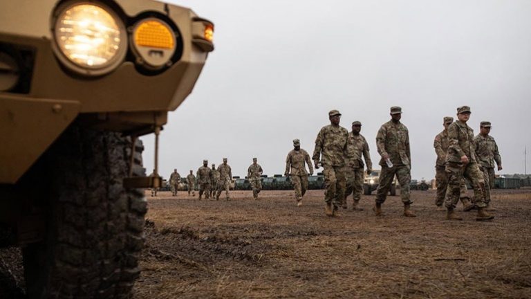 ΗΠΑ: Το Πεντάγωνο στέλνει 3.750 Αμερικανούς στρατιώτες στα σύνορα με το Μεξικό