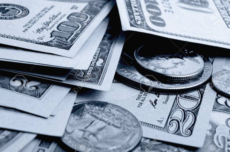 Αμερική: Απαγορεύεται η …απαγόρευση των μετρητών !