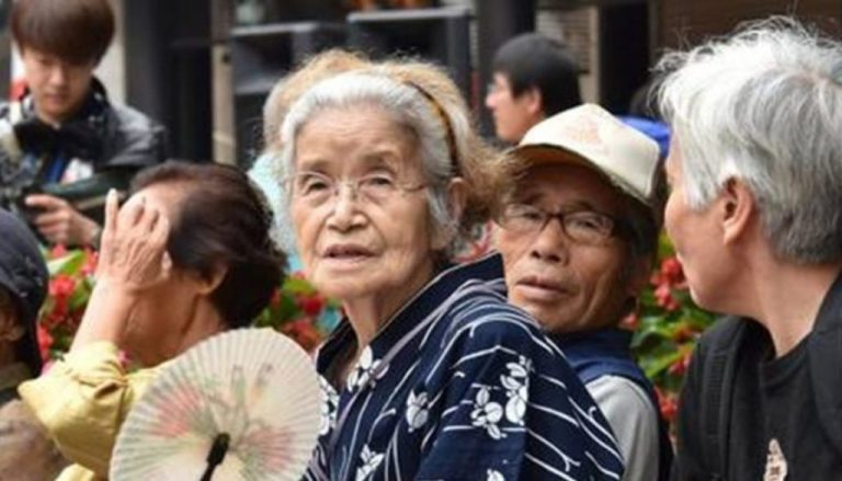 Φυλακή ή θάνατος: Οι ηλικιωμένοι της Ιαπωνίας έχουν δυο επιλογές