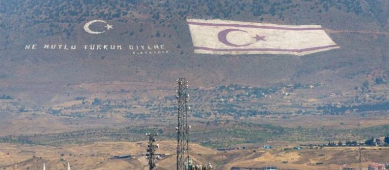 Φεύγουν από τα Κατεχόμενα οι Τουρκοκύπριοι – Εγκατέλειψαν 55.000 την Κύπρο