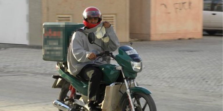 Νέα πρόκληση από το πατσατζίδικο “Τσαρούχας” – Απειλεί εργαζόμενο που κατέθεσε ενόρκως τα αληθινά γεγονότα!