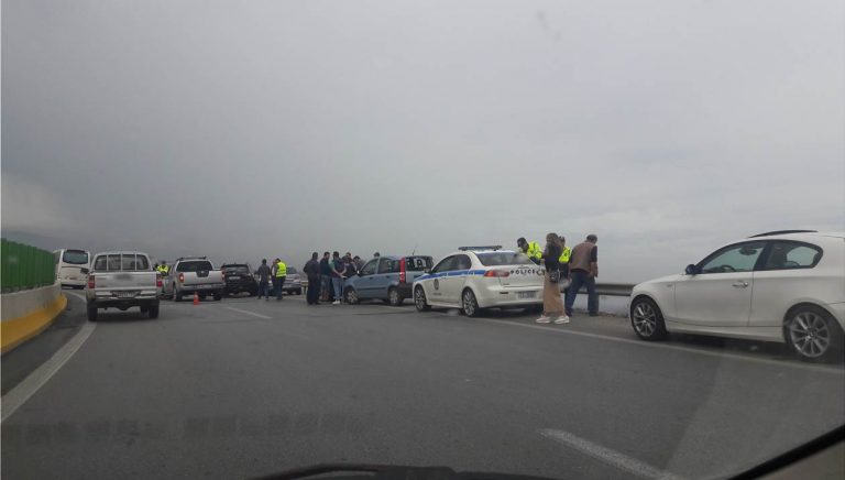 Καραμπόλα οχημάτων στην εθνική οδό