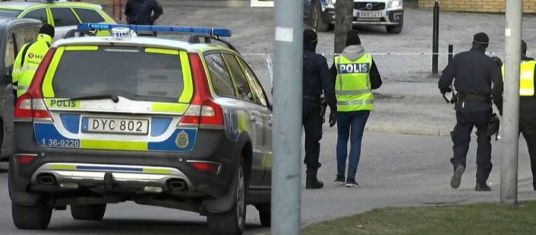 ΕΚΤΑΚΤΟ: Έκρηξη στην Στοκχόλμη – Πολλοί τραυματίες