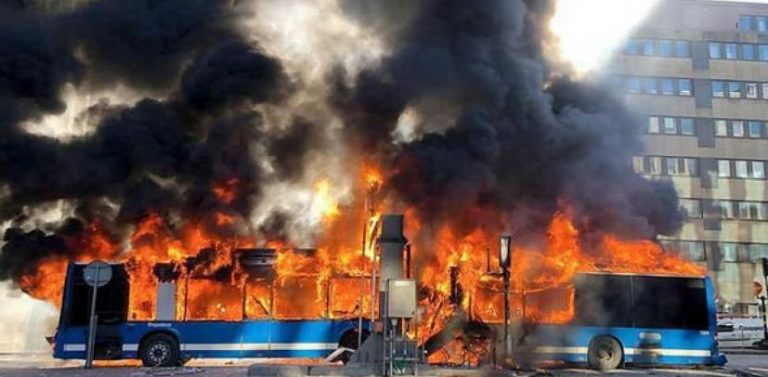 Tεράστια έκρηξη στη Στοκχόλμη!