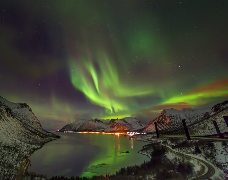 Το Βόρειο Σέλας σε σχήμα… δράκου!
