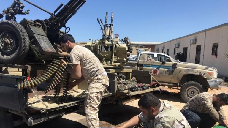 Χάος στη Λιβύη: Στους 47 οι νεκροί – Τζιχαντιστές εκτελούν πολίτες