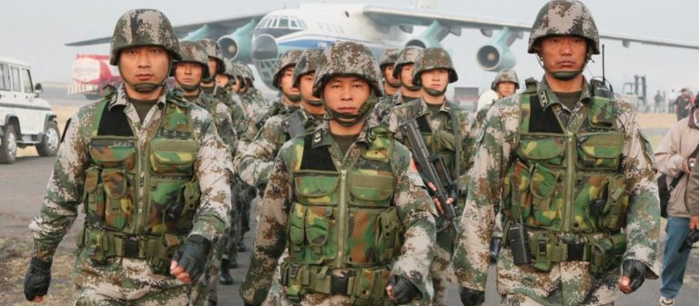 Μετά την Μόσχα και το Πεκίνο στέλνει στρατεύματα στην Βενεζουέλα: Οι 2 υπερδυνάμεις έξω από την «πόρτα» των ΗΠΑ