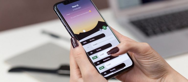 «Πανικός» στη Βέροια με κινητό τηλέφωνο που εξερράγη στα χέρια 24χρονης – Έπιασε φωτιά το σπίτι