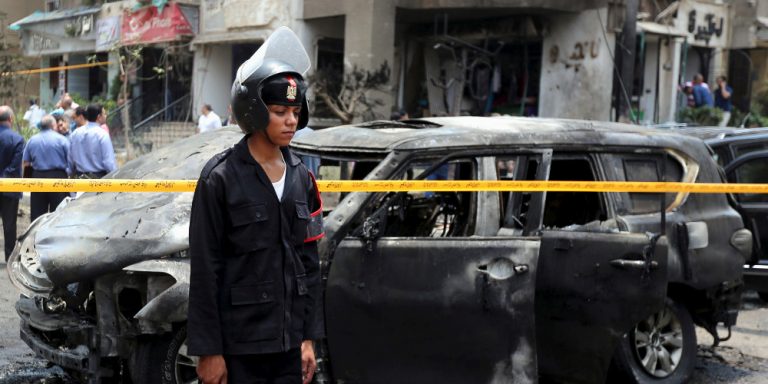 Επτά νεκροί, μεταξύ των οποίων και ένα παιδί, από επίθεση αυτοκτονίας στο βόρειο Σινά