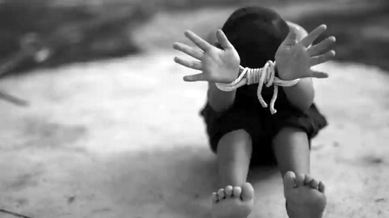 Εκατομμύρια παιδιά θύματα trafficking: Εξώθηση σε πορνεία ή μαύρη εργασία