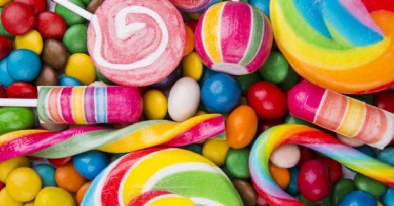 Γαλλία: Πεντάχρονο αγοράκι μαχαίρωσε τον ξάδελφό του για… ένα σακουλάκι καραμέλες