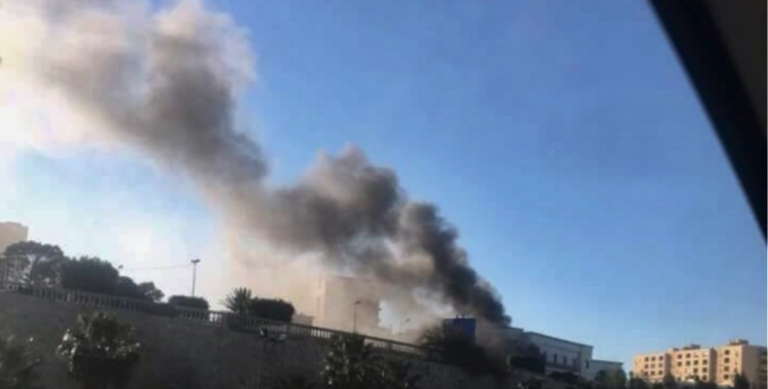 ΛΙΒΥΗ: “Άναψε” πάλι ο πόλεμος… με σφοδρές συγκρούσεις στα δυτικά