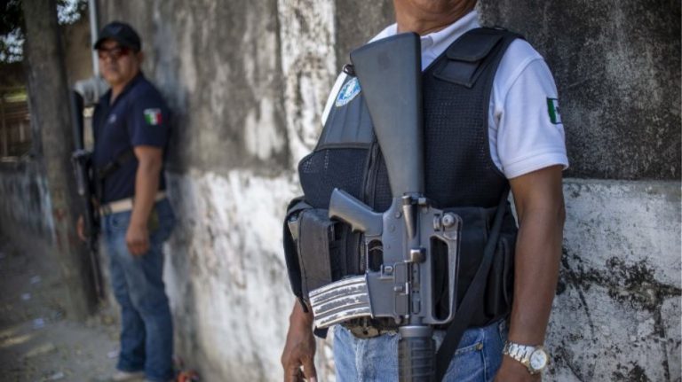 Μακελειό σε αστυνομικό τμήμα στο Μεξικό: Τέσσερις νεκροί μετά από εισβολή ενόπλων