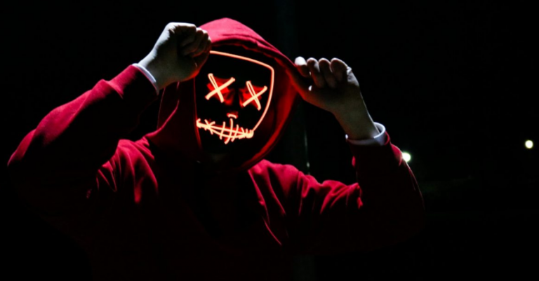 Genesis: Το ηλεκτρονικό κατάστημα που κρύβει δεκάδες χιλιάδες προφίλ «κλώνους»