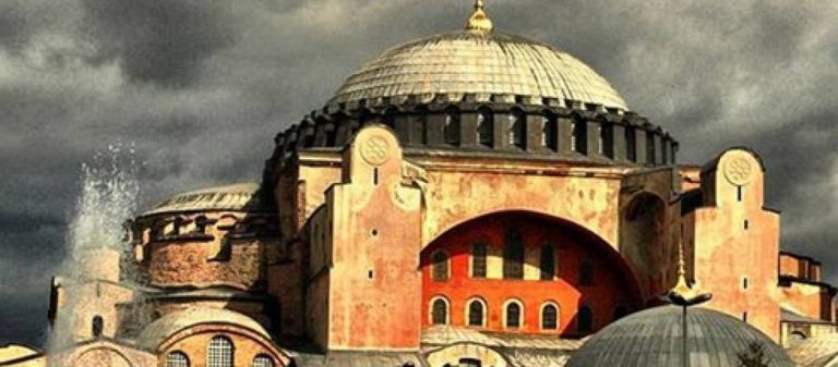 Ποια τοιχογραφία στην Αγιά Σοφιά σκότωνε όποιον Τούρκο προσπαθούσε να την καταστρέψει;